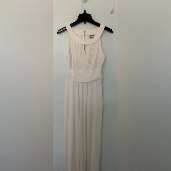 Sparkly white dress - Picture 10 of 10